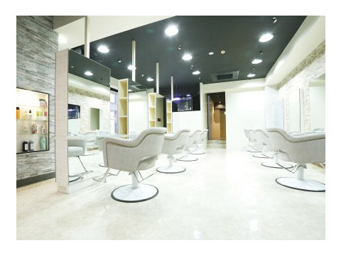 Hair Resort Garden 南柏店 柏市 千葉県 のスタイリスト求人 契約社員 パート