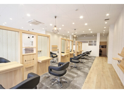 first class 宝木店