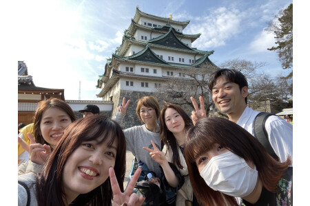 社員旅行でスタッフと仲を深めてます！