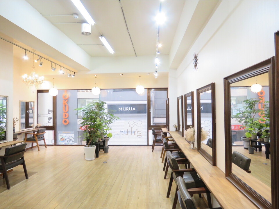 gift hair salon  yours  LIFE Place / 合同会社 gift